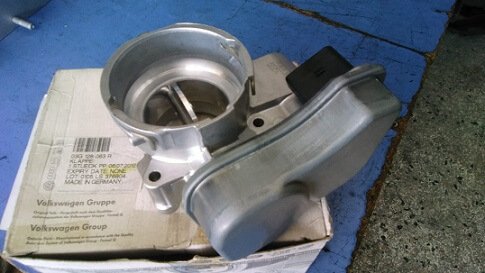 03G128063R GAZ KELEBEĞİ BKP 2.0 TDI VW PASSAT ORJ YENİ