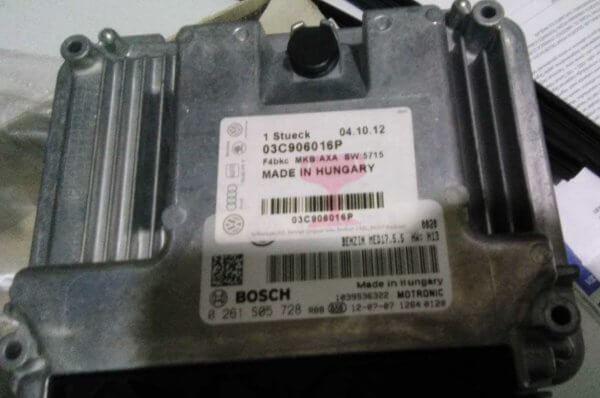 MOTOR KONTROL ÜNİTESİ VW TSI ORJ YENİ
