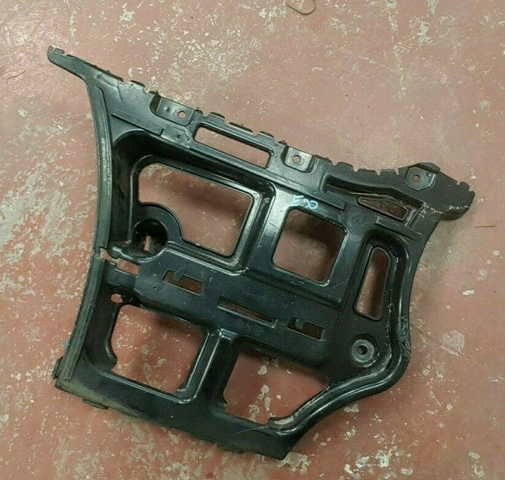 ARKA TANPON TUTUCU SOL E90 ORJ ÇIKMA