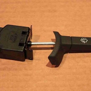 7700761980 SİLECEK KOLU RENAULT SÜPER 5 ORJ ÇIKMA