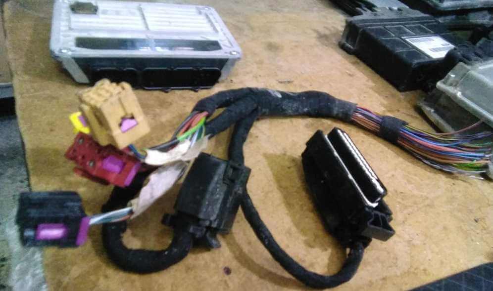 Motor Beyni-SOKETİ Benzinli VW Passat 1,6-AHL-1997-02