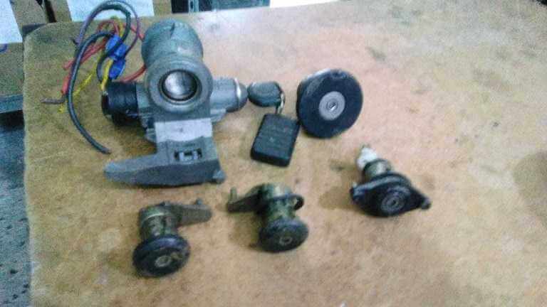 KONTAK SET Ford Escort 1991 BAGAJ KAPI DEPO ORJ ÇIKMA