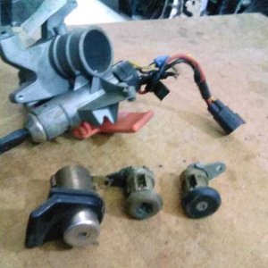 KONTAK ANAHTARI BAGAJ KİL ÖN KAPI ŞİF FORD SCORPİO 92 ORJ
