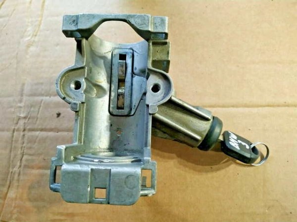 11584580 KONTAK GÖBEĞİ BMW E36 ORJ ÇIKMA