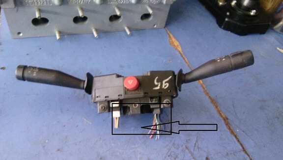 94AG11K665 Sinyal kolu anahtarı-SOKETİ TAK Ford Escort 1999-1995 VII GAL, AAL, ABL