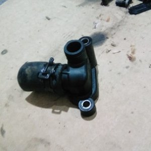 059121506H Su Flanşı TOUAREG AUDİ A4 A5 A6 A7 A8 3,0 TDİ ORJ