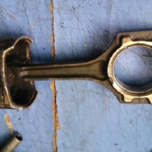 PİSTON KOLU FORD FOCUS MONDEO 1.6 BENZİNLİ ORJ ÇIKMA