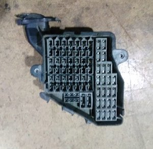 8D1941824 Sigorta Kutusu 1.9 A4 A6 A3 PASSAT ORJ ÇIKMA