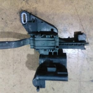 922501504 AKÜ KUTUP BAŞI MODİLİ BMW F20 F30 3 SERİSİ