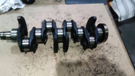 036AL KRANK MİLİ POLO İBİZA CGG BUD 1.4 16 VALF STD ORJ ÇIKMA