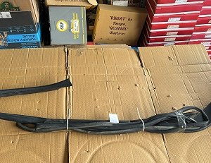51338212522 ÖN KAPI İÇ PİLASDİĞİ TAK SAĞ BMW E46 98-2005 ORJ ÇIKMA