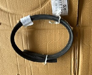 6R4837697A KAPI ALT TOZ FİTİL ÖN SOL SAĞ POLO 2010-2018 ORJ ÇIK